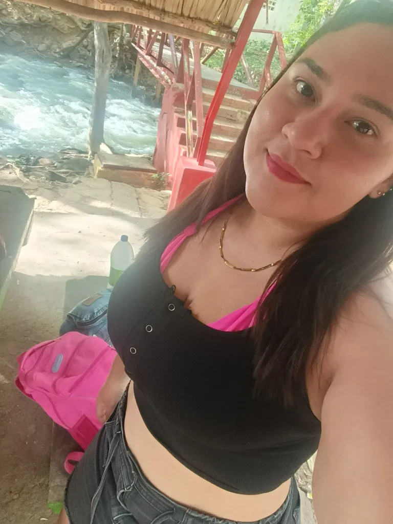 g7vopaLP38o95YoW_1000362218.webp