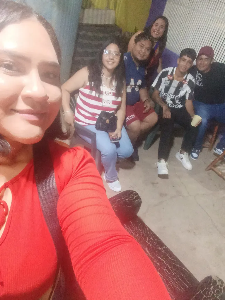 mjaJgxX77i6BcxhT_1000439638.webp