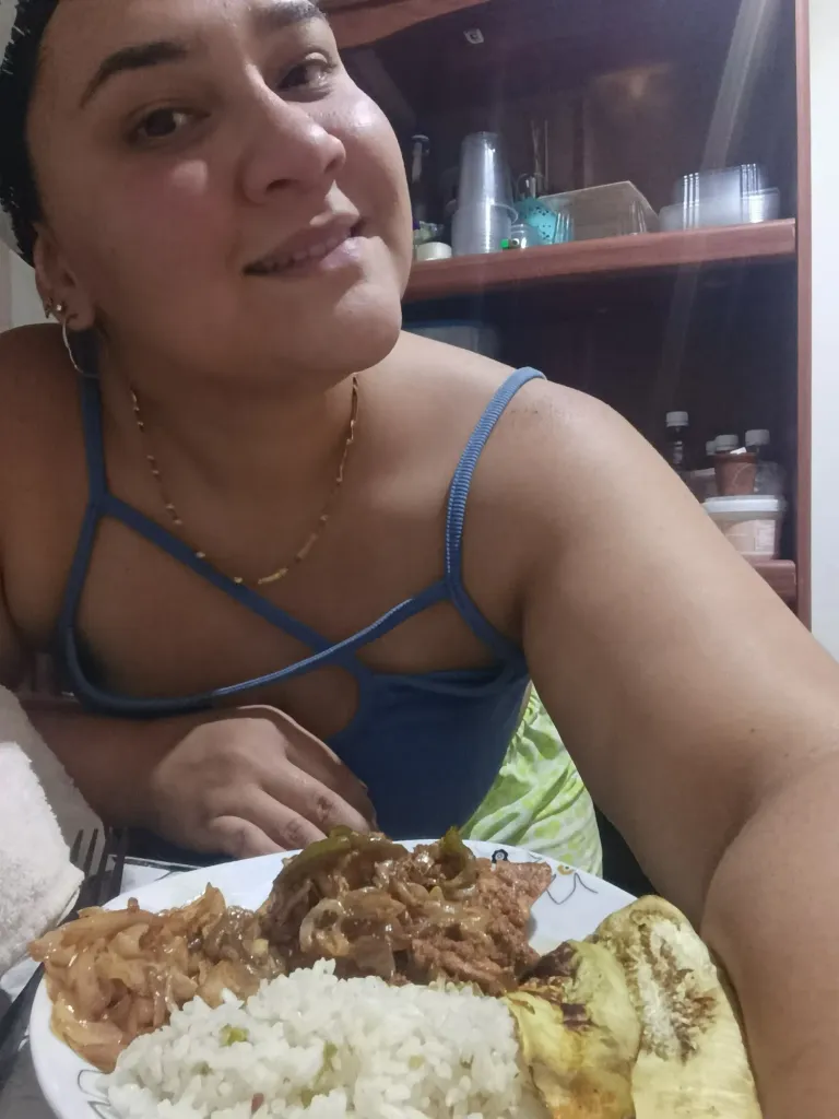 uYbPxcFYLTePLEI7_1000393852.webp