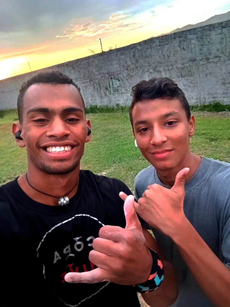 YKe1DVWcxRT0kaYa_InShot_20240926_225638517.webp