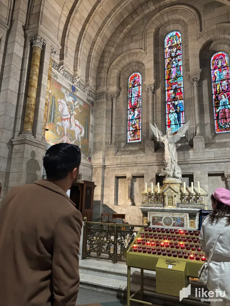 ⛪ Sacred Heights in Montmartre / Alturas Sagradas en Montmartre ✨🏞️