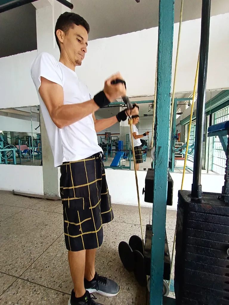 X6V2AAjypKj7K60O_1000498486.webp