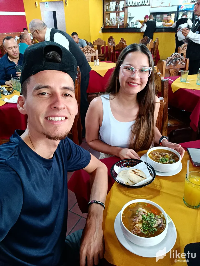 clwr8ut9200aq4tszfycw0rnh_1000197492.webp