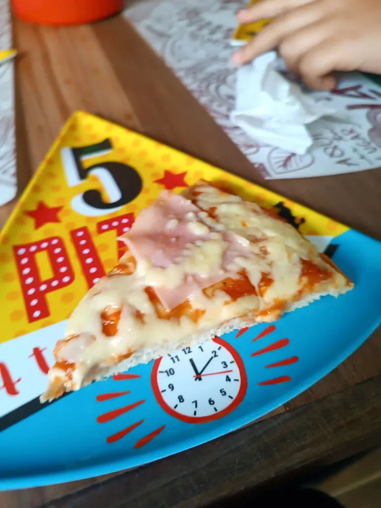 wGc8t7nXK0HpX4T3_1000562345.webp