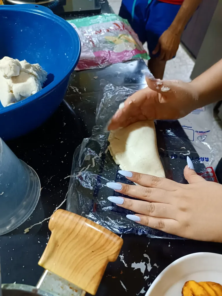 x4vY8zTKWcXcm00t_1000530269.webp
