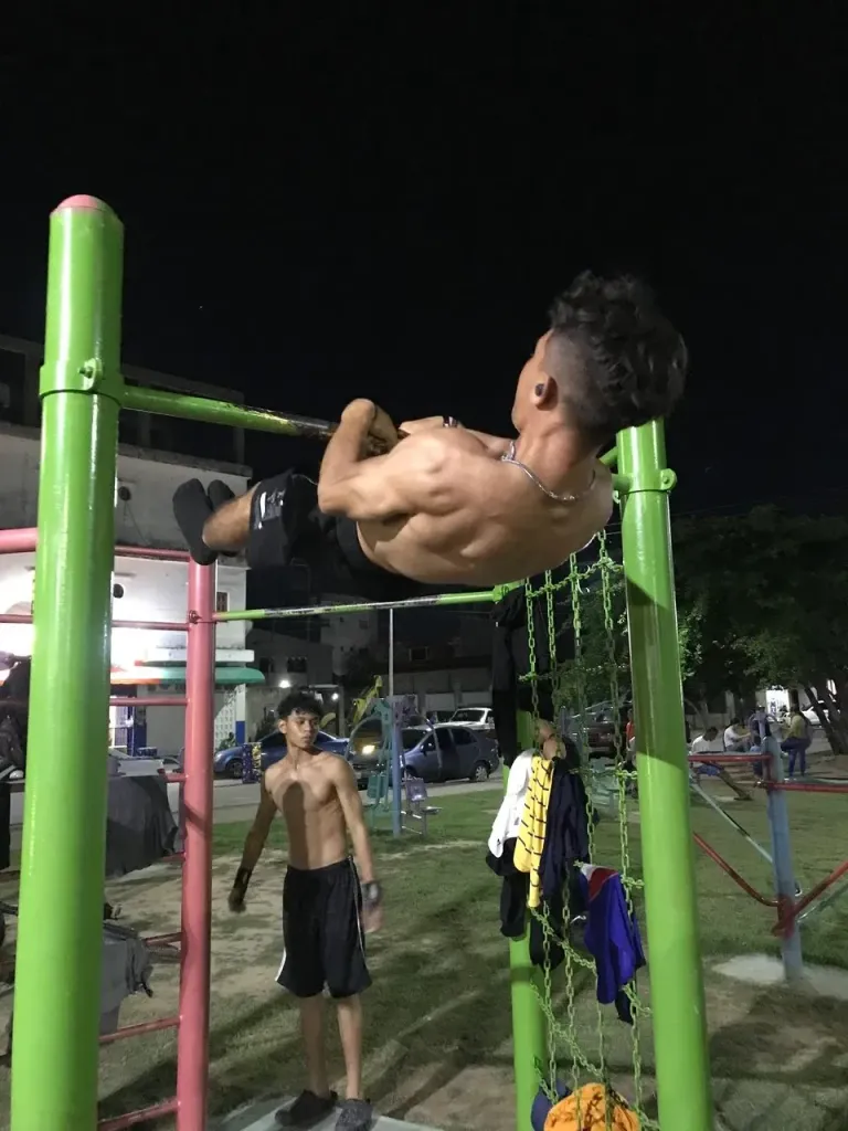 09tCRMVQyP2wMnii_1000083900.webp