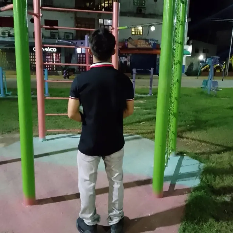 0zU6VAlJJGVRZtCa_1000094810.webp