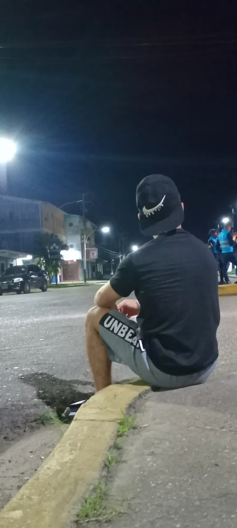 UhzNMlcG0py1q0vA_1000039651.webp