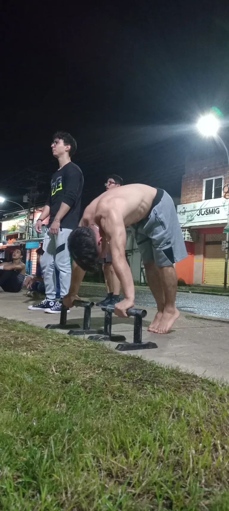 ZEBsU7oz9xEjgqC8_1000035617.webp