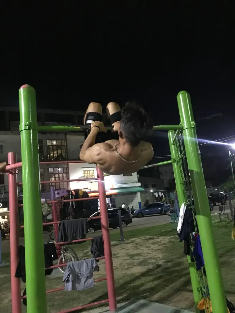 imag787fhUUxARUZ_1000083903.webp