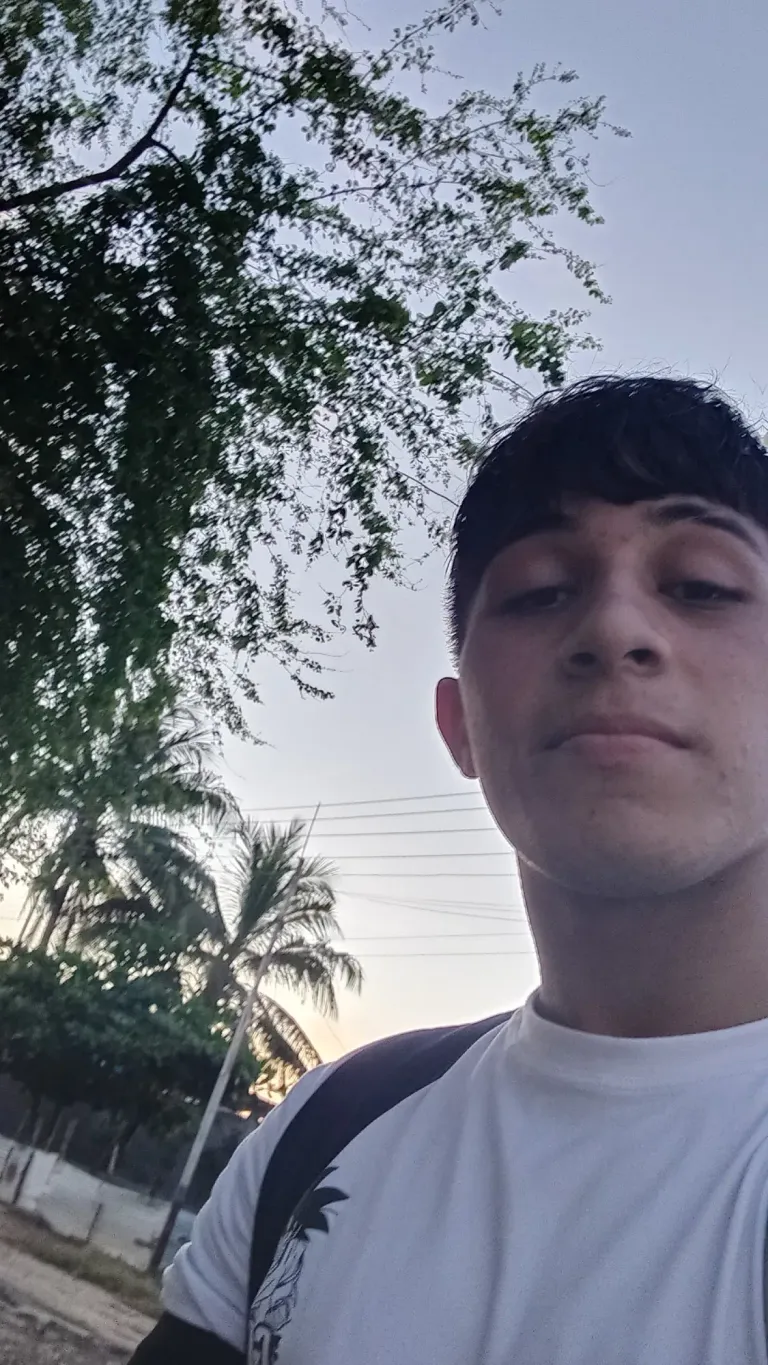lyLJjqJgWVdf9v7b_1000041715.webp