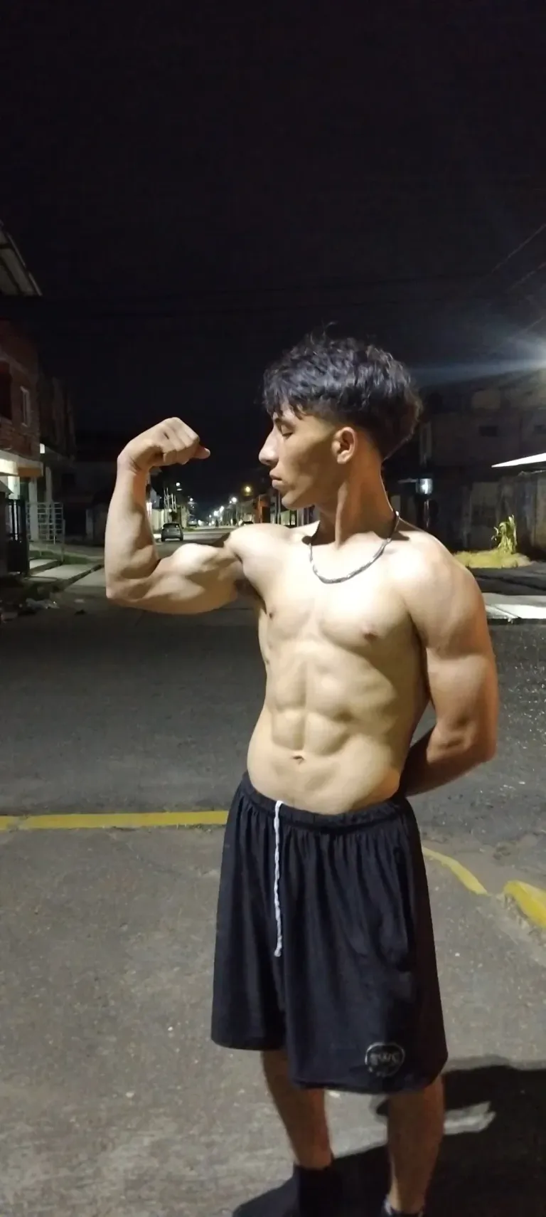 ofnNmkCFcA2yLbdV_1000172658.webp
