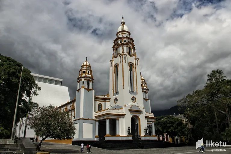 cldz04vts005x4nsz42upgf2n_IMG_2279-01.webp