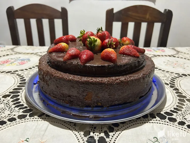 qXxHKibukrocekJZ_Torta.webp