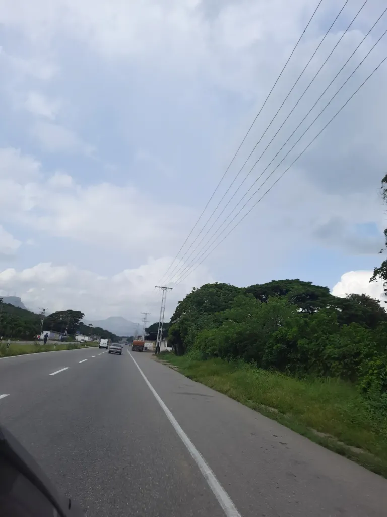 ZN8ta1NW0QlQncm3_20250829_100555.webp