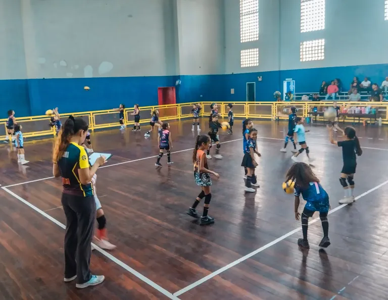 bEijokpOZi80kYnF_1744293712546_1.webp