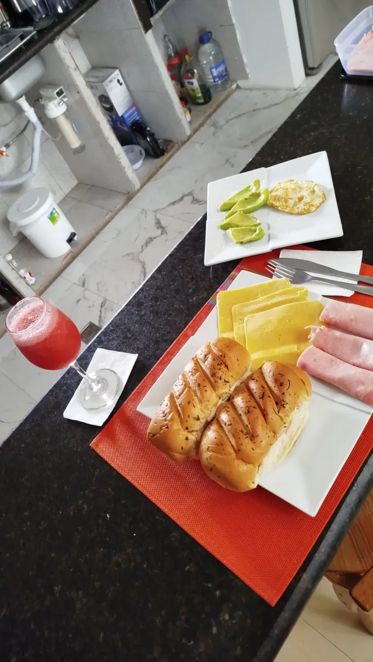 FpJH7yL5krBdNPAi_1000574221.webp