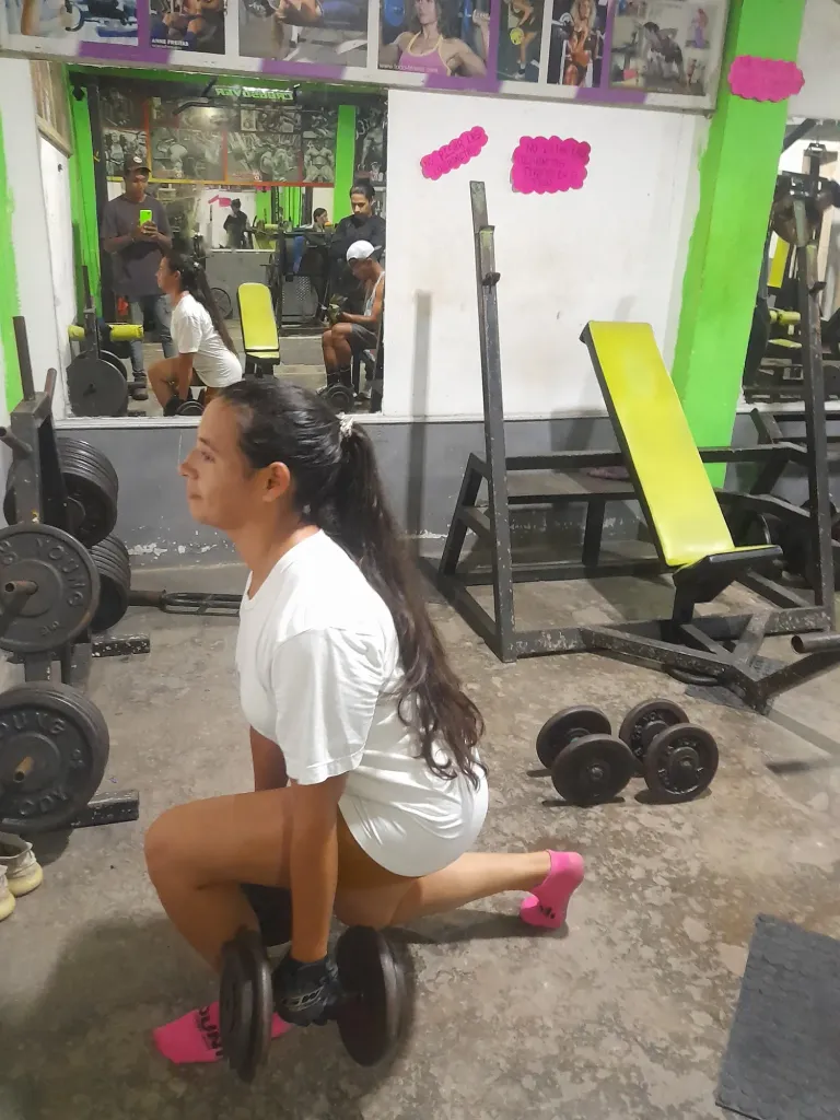 AXNKTBFy0uIC1F2e_20250825_184231.webp