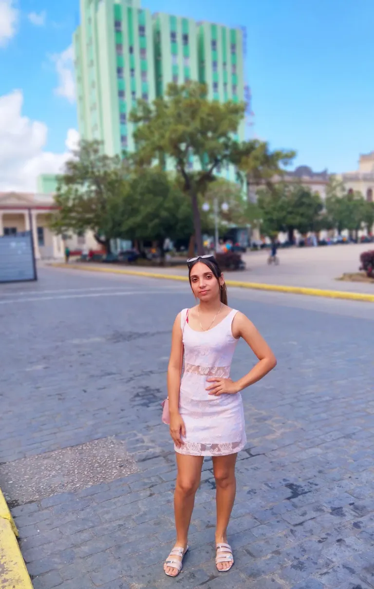 5AtBPmjYtuHr4B9A_01.webp