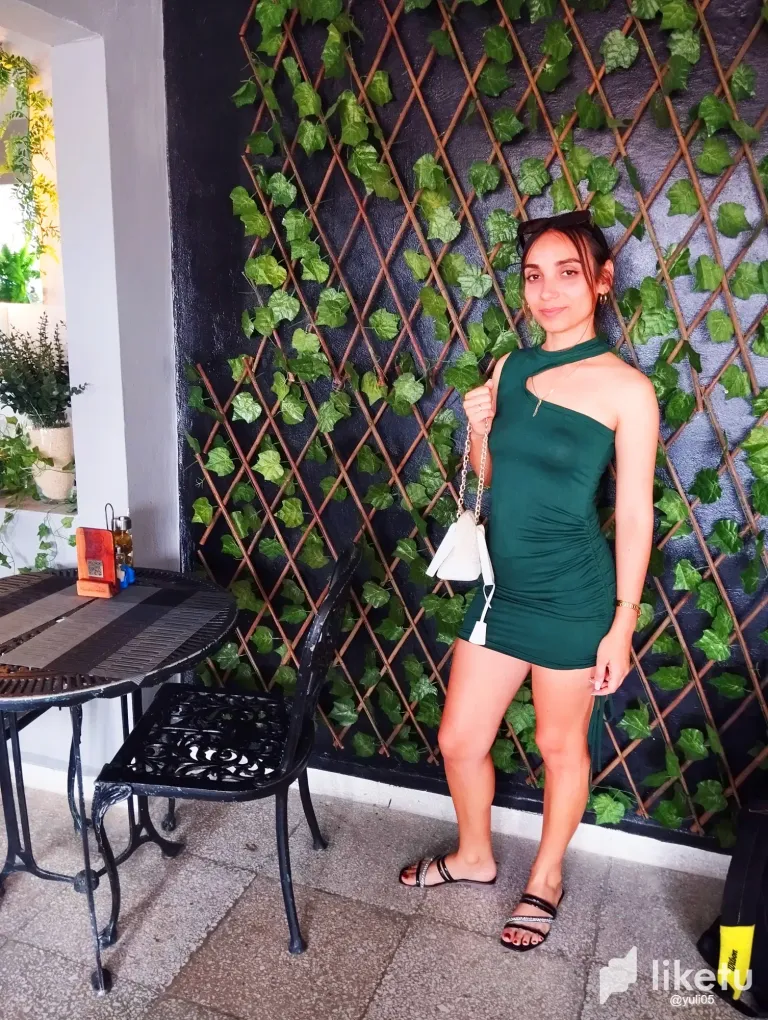 DwKrlmy5NB3qrqeM_05.webp