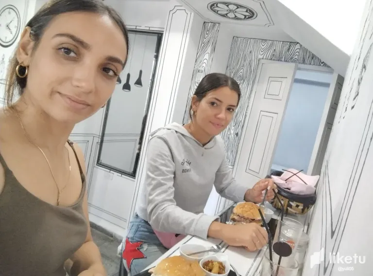 RdWjpU537aFZ2KFL_1752488541564.webp