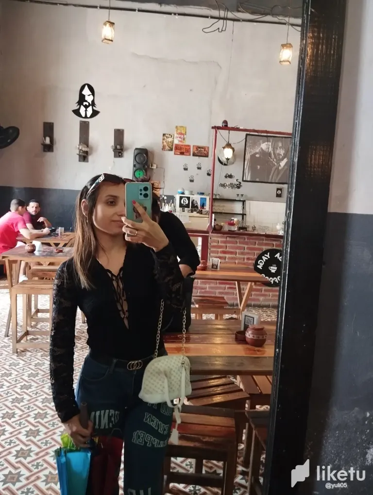 Sr0Vw2paDUnlbvqv_1745318150997.webp