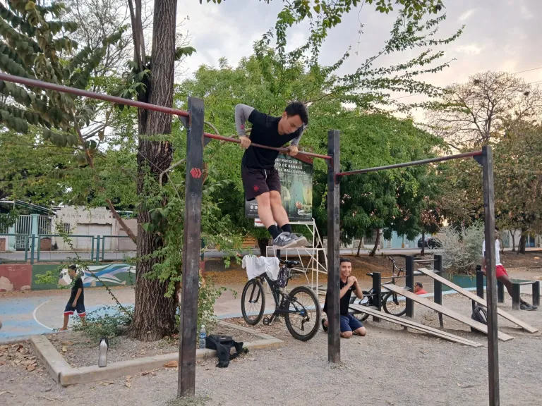LcstzvsSbmWyP7iK_1000246859.webp