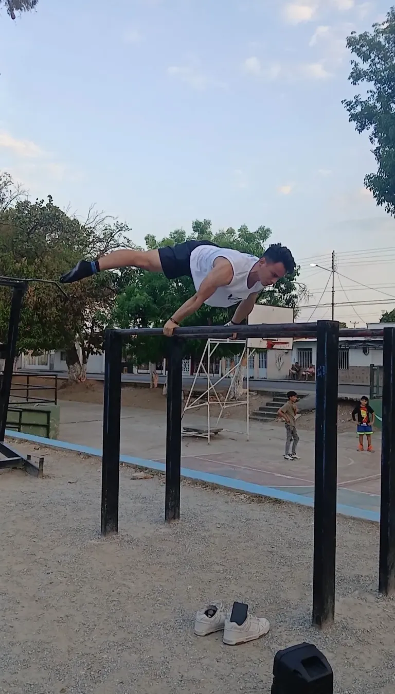 j88qZtndcVyiPODY_1000279581.webp