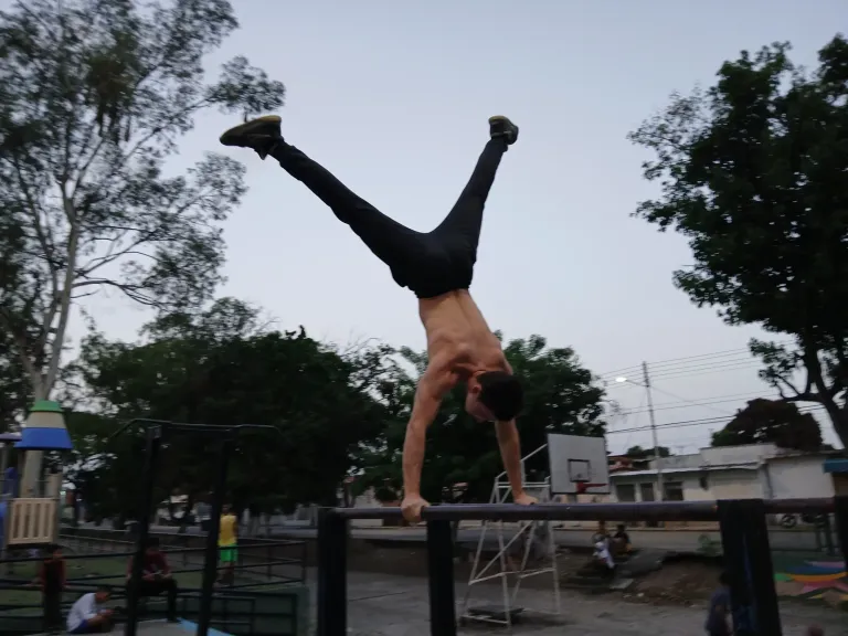 k58Mgn7n44PmDvaG_1000381913.webp