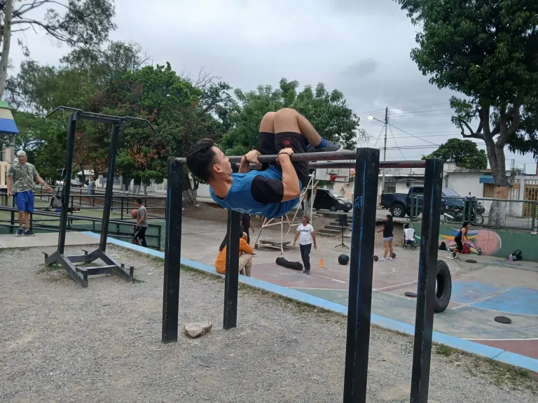 vNBpsTKzob0wR5u4_1000341884.webp