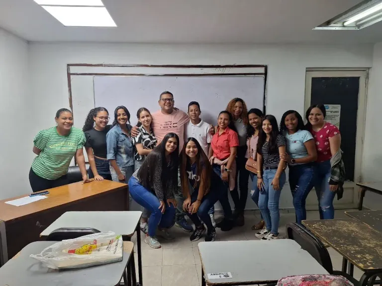muU6cvzSJRbE4HX7_photo_2025-05-08_20-11-24.webp