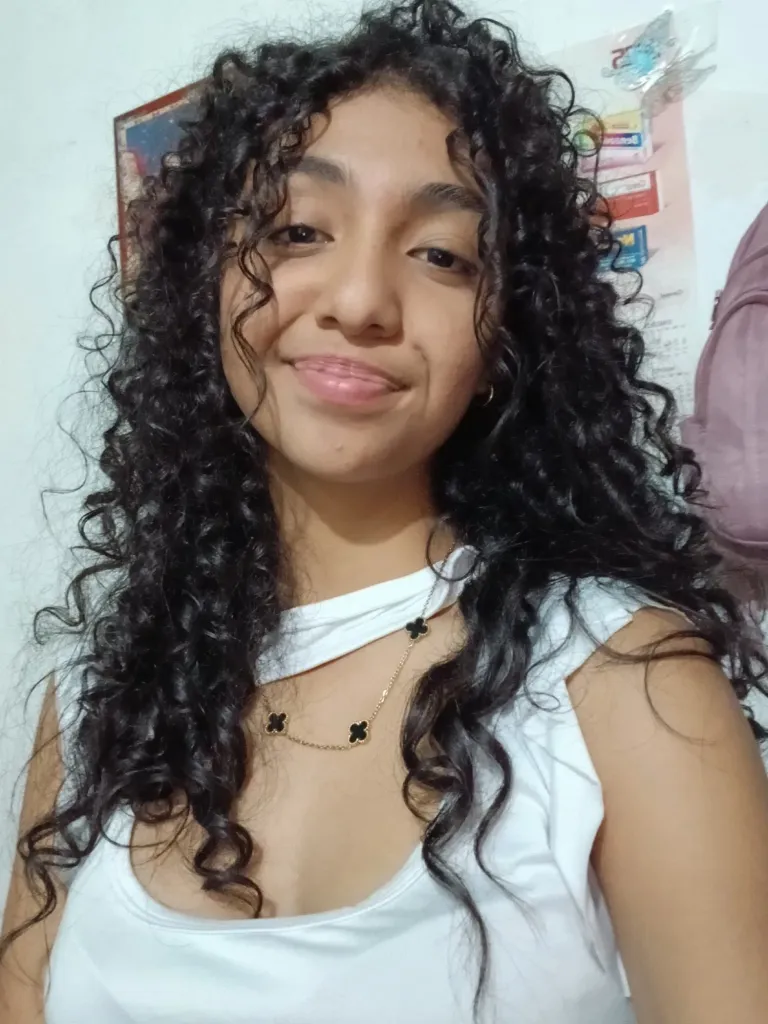 U3RIzaqaTlVbIUJl_1000045888.webp