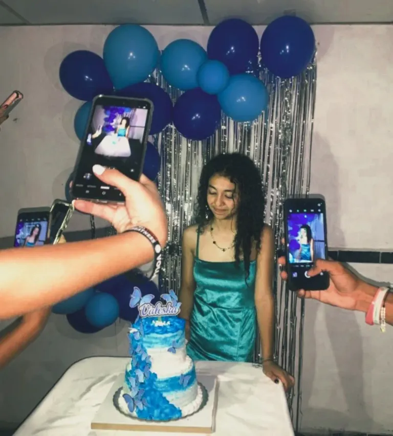 UFQGpWa07KKsuFzT_1000071901.webp