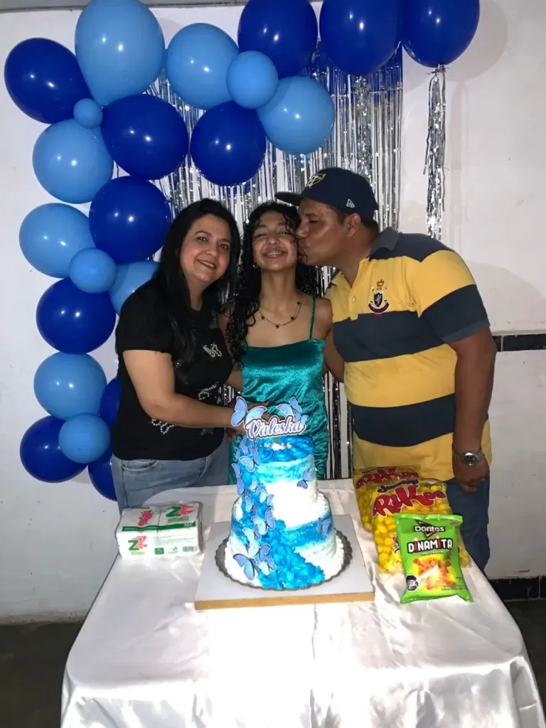 akpmgNRuFM7Oy8cZ_1000069080.webp