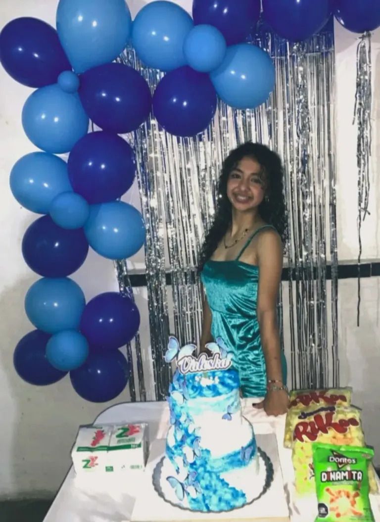 fL6xGkOy8a7YvEEC_1000071891.webp