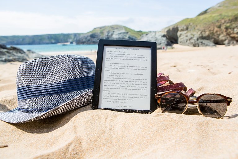 Kindle On beach