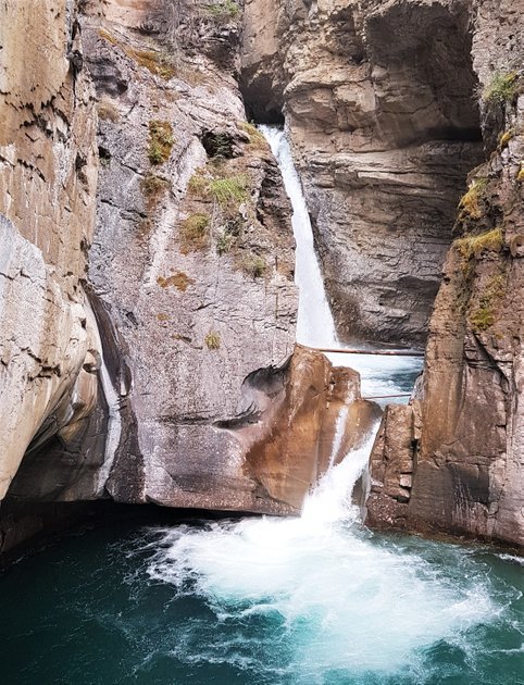 johnstoncanyon1.jpg