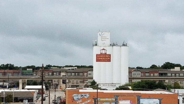 steemit-enternamehere-downtown-carrollton-cloudy-view.jpg