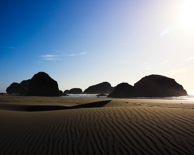 Oregon beach 2.jpg