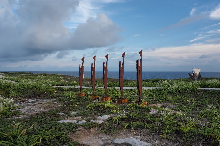 jessicaoutside.com-P8200090-art-sculptures-punta-sur-isla-mujeres.jpg