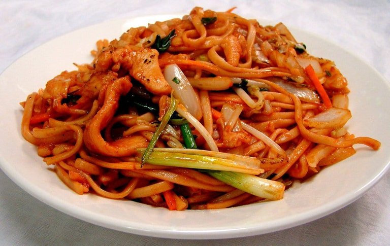 chicken szechuan noodle.jpg