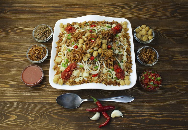 1200px-egyptian_food_koshary.jpg