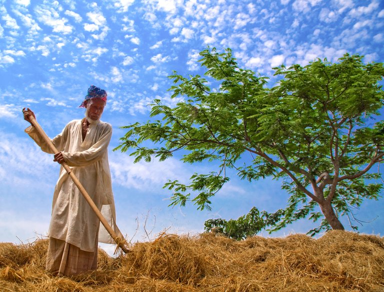 Village_people_of_Bangladesh.jpg