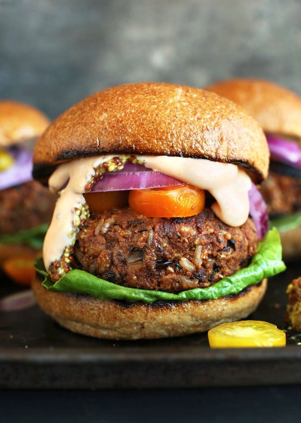 AMAZING-GRILLABLE-Veggie-Burgers.jpg