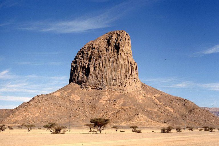 hoggar-et-tassili-le-parc-national-de-lahaggar.jpg