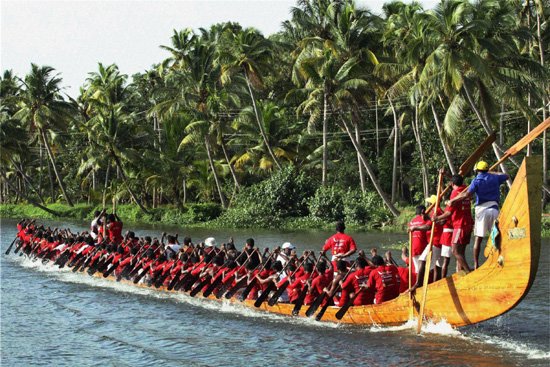 nehru-trophy-boat-race-punnamada.jpg