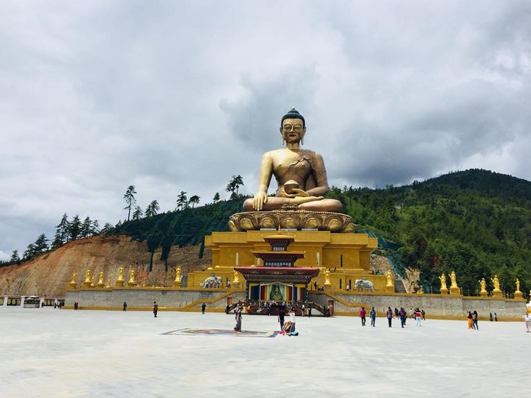 Dordenma_statue-—-in-Bhutan..jpg