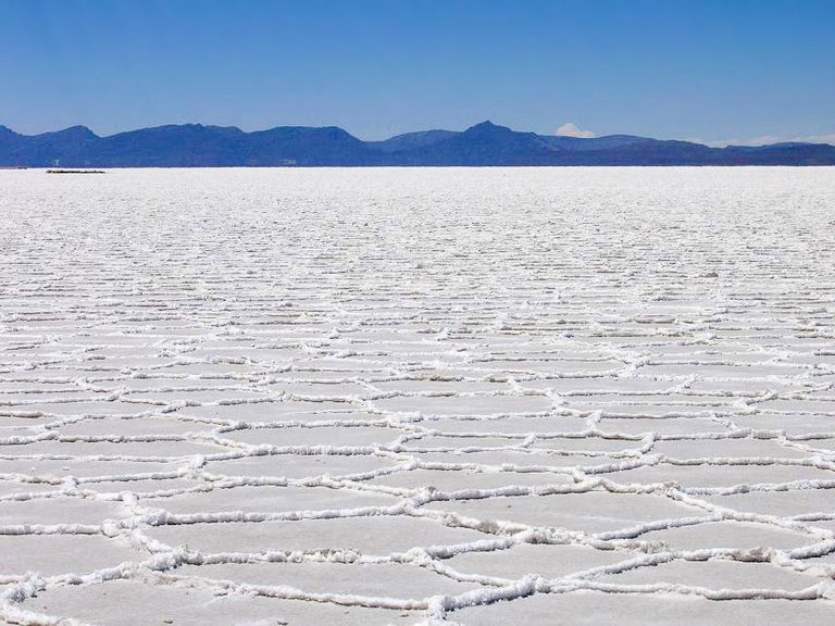 Salar_Uyuni_au01.jpg