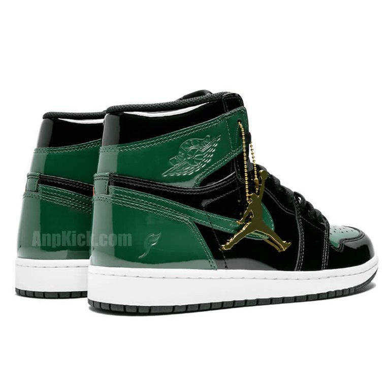 solefly-miami-art-basel-air-jordan-1-green-patent-leather-friends-family-av3905-038-(5).jpg