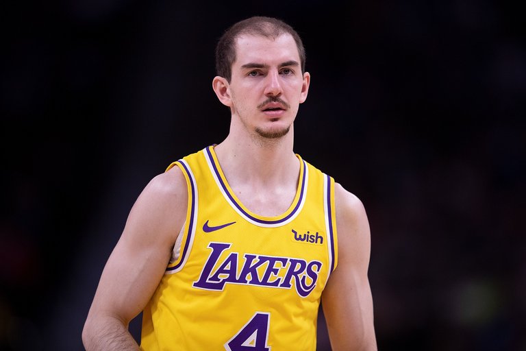 alex-caruso-of-the-los-angeles-lakers-looks-to-the-news-photo-1568038366.jpg